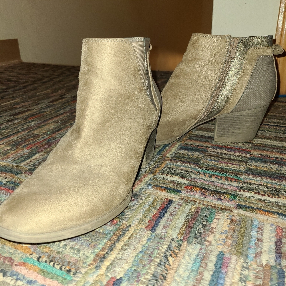 Ankle boots